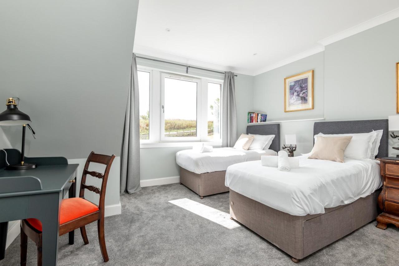 Monksholm House Holiday home *